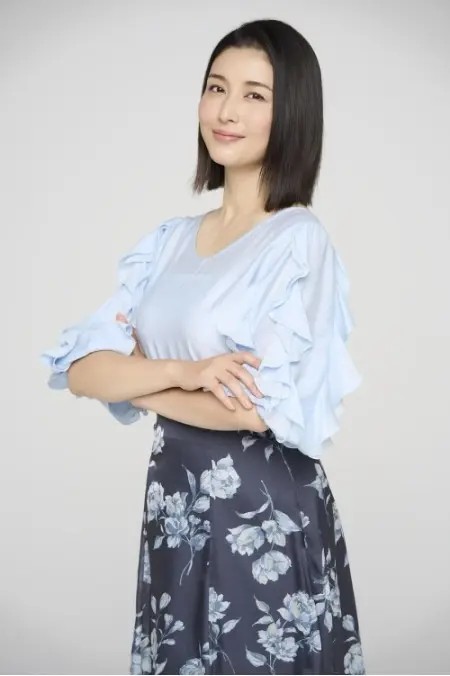 「DDS iPS-X」初代ブランドアンバサダーに就任した女優・橋本マナミさん